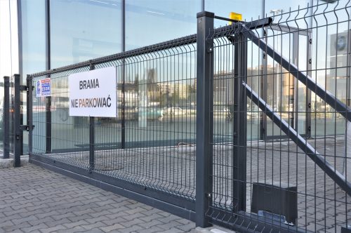 Portails d’entrée pour différents types de clôtures